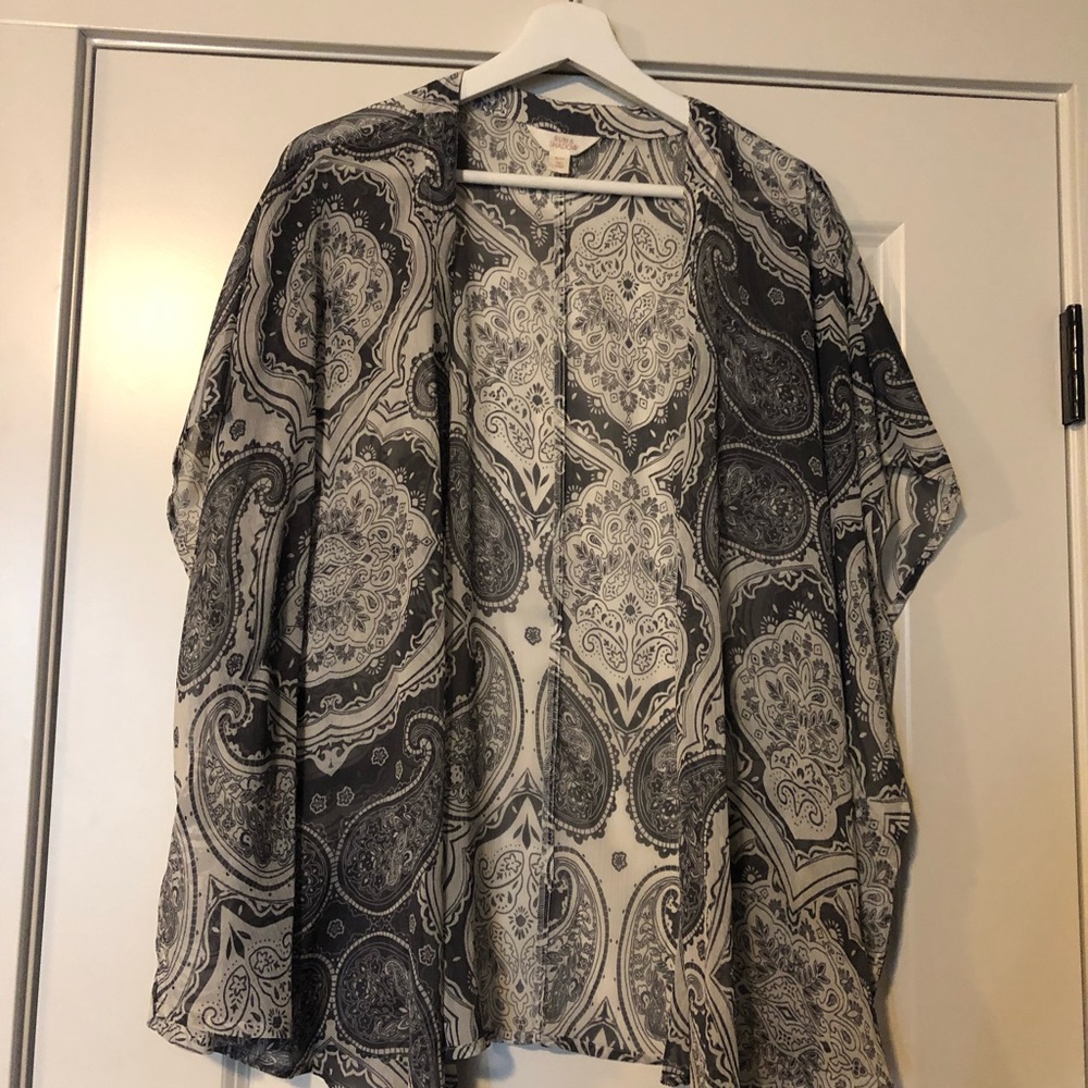 Kimono - Picture 3 of 4